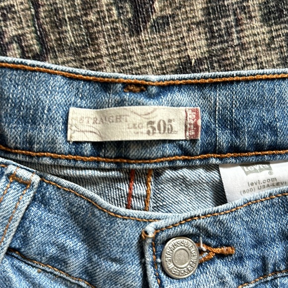 Levi’s 505 Straight Jeans - Picture 2 of 9